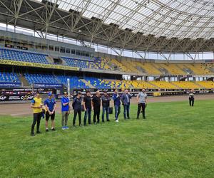 Speedway Ekstraliga Camp w Toruniu. Zdjęcia z pierwszego dnia. Tomasz Gollob i inne legendy na Motoarenie