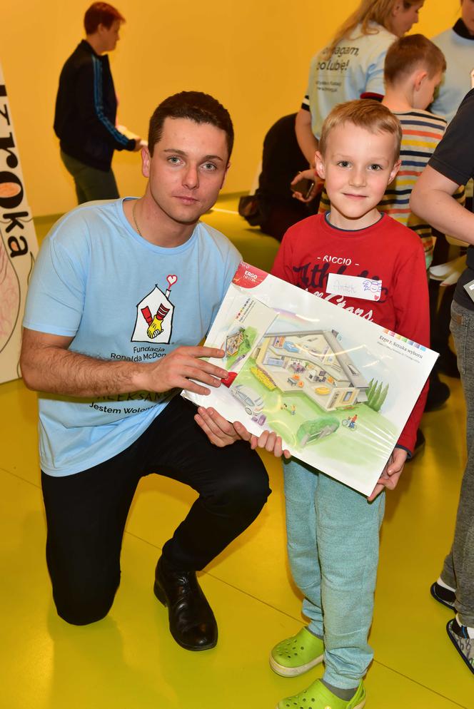 Gwiazdy wspierają chore dzieci