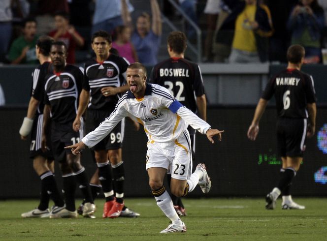 David Beckham pasowany na rycerza
