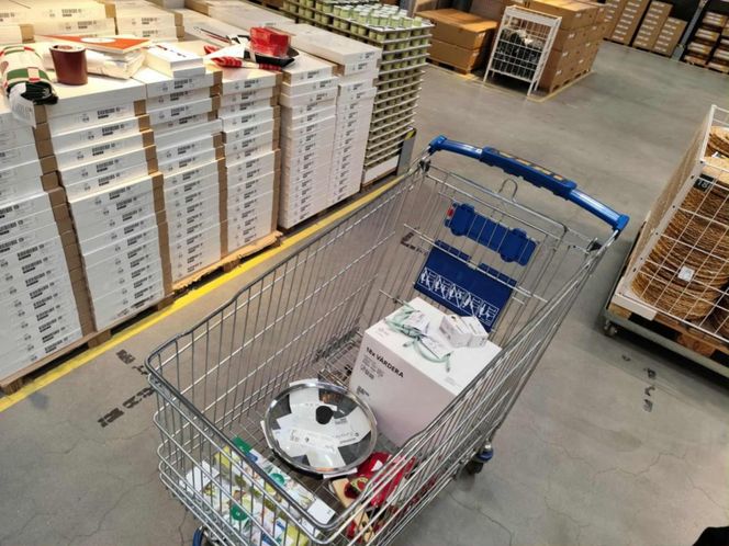 Interwencja policji w sklepie IKEA w Krakowie. Poseł nie zapłacił za produkty