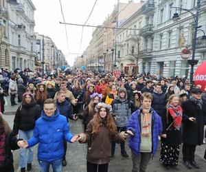 Polonez dla Łodzi. Setki łodzian we wspólnym tańcu [ZDJĘCIA]