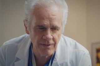 M jak miłość, odcinek 1843: Lekarz (Richard Berkley) 