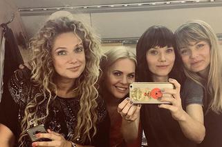 Przyjaciółki 12 sezon. Patrycja (Joanna Liszowska), Anka (Magdalena Stużyńska), Inga (Małgorzata Socha), Wika (Roma Gąsiorowska)