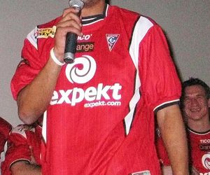 Prezentacja składu drużyny Górnika Zabrze. Tak było w Multikinie w Zabrzu w 2006 roku