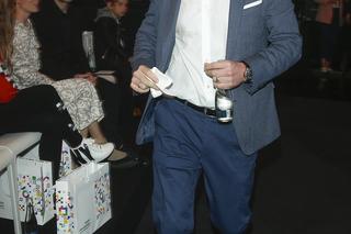 Oskarżany o mobbing i molestowanie Lis odtrąbił zwycięstwo. Ale zapomniał o maleńkim szczególe