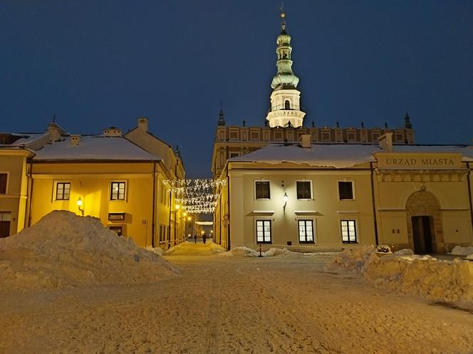 Mikołajki w Zamościu - otwarcie lodowiska 