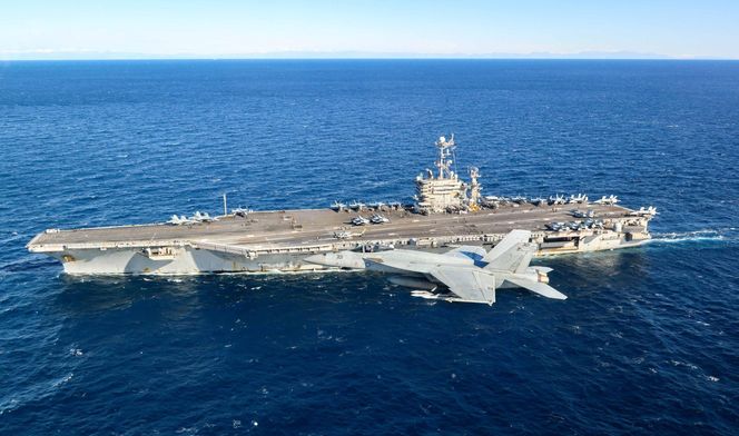 Lotniskowiec USS Harry S. Truman
