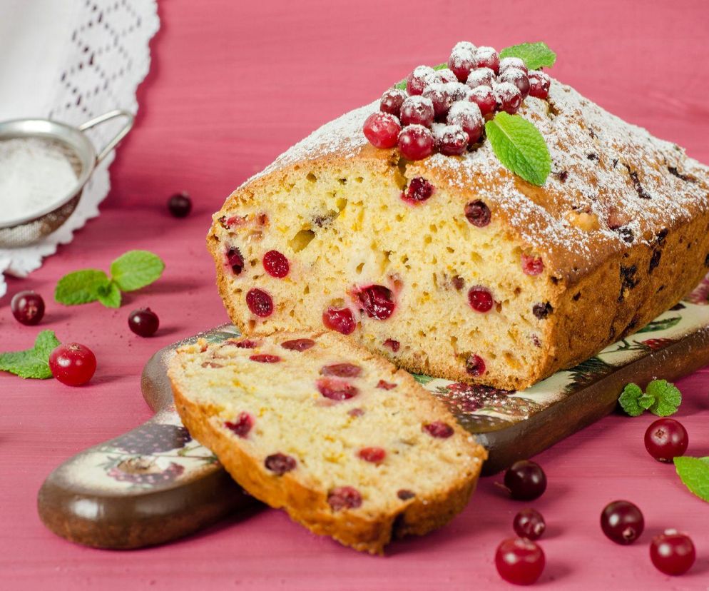 ciasto pomarańczowe z żurawiną i białą czekoladą