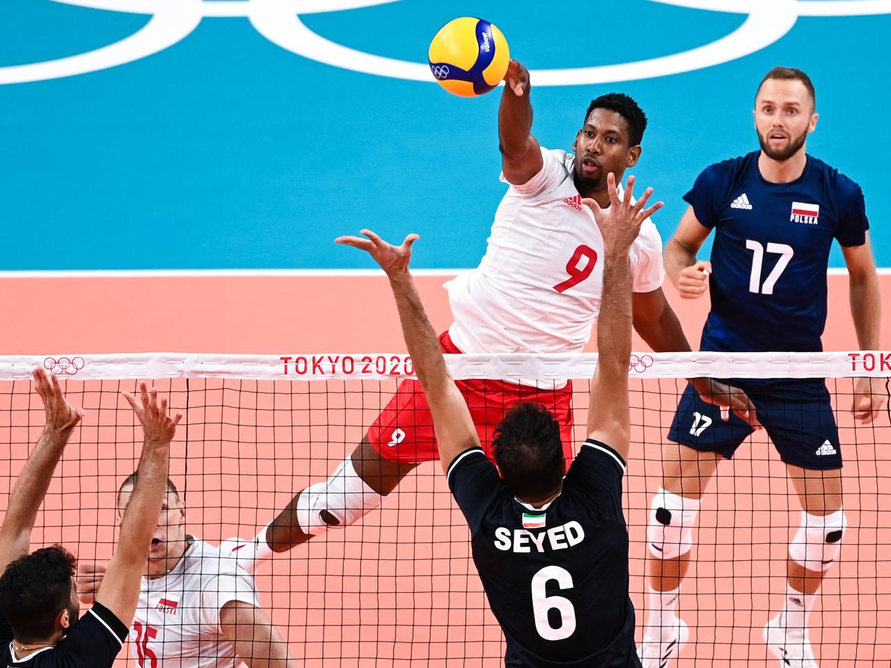 Tokio 2020: Siatkarze jak piłkarze. Klęska w meczu otwarcia 
