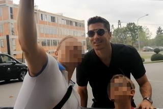 Robert Lewandowski. Przywieżli Lewego merolemza 400 tys zł