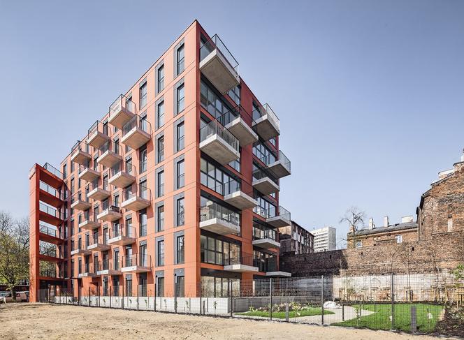 Blok Sprzeczna 4 w Warszawie