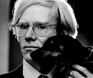 Andy Warhol - ojciec chrzestny pop-artu i świat rocka
