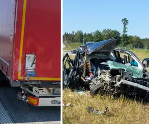Potworny wypadek pod Mławą. Zmiażdżony bus i cztery osoby ranne. Lądował śmigłowiec LPR