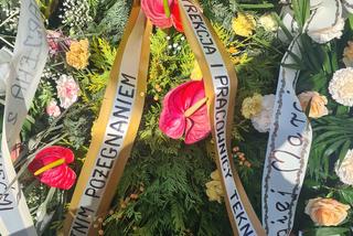 Sołonka. Morze kwiatów na grobie Marty, która miała zginąć z rąk męża [GALERIA]