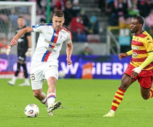 Górnik Zabrze liderem Ekstraklasy. O wyniku zadecydowała samobójcza bramka. Ponad 25 tys. kibiców na trybunach