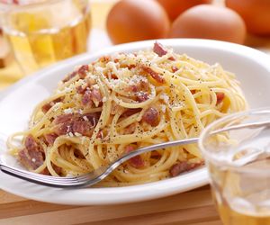 Spaghetti carbonara: jak zrobić szybko tę odmianę pasty?