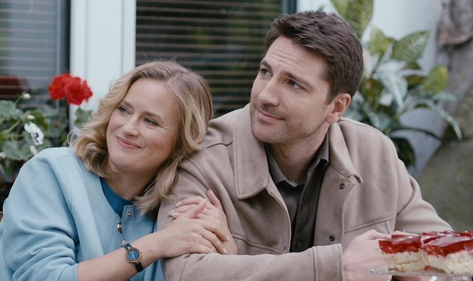 M jak miłość odc. 1881. Dima (Michaił Pszeniczny), Julia (Marta Chodorowska)