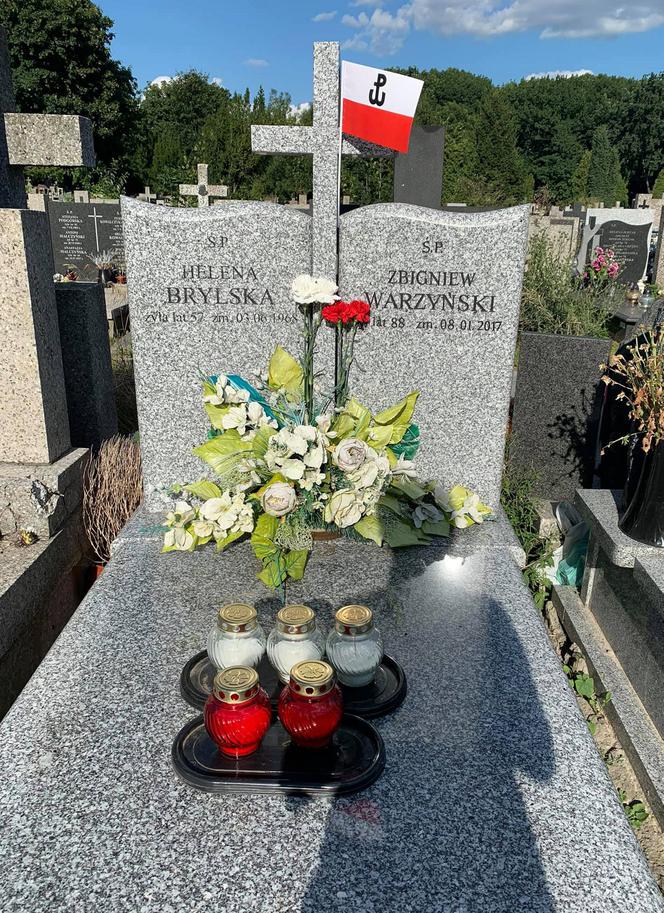 Grób Zbigniewa Warzyńskiego na Cmentarzu Wolskim 