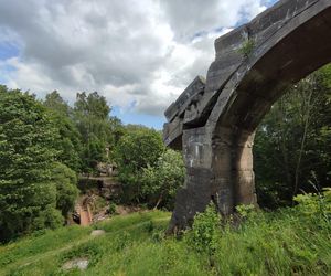 Zwalony most w Grądach Kruklaneckich