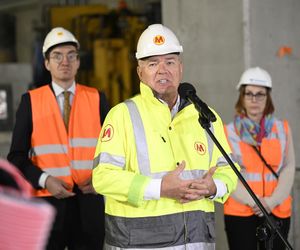 Byliśmy na budowie ostatniej stacji metra w Warszawie. Widok zapiera dech w piersiach