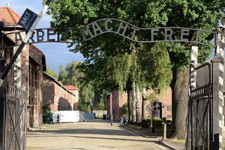 Żydzi i Polacy razem upamiętnią ofiary Holokaustu. Poznaliśmy datę Marszu Żywych