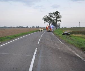 Tragiczny wypadek w Wozławkach. Zginął strażak z synkiem