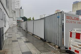 Zamknięte przejście dla pieszych na skrzyżowaniu Piotrkowska Piłsudskiego! 