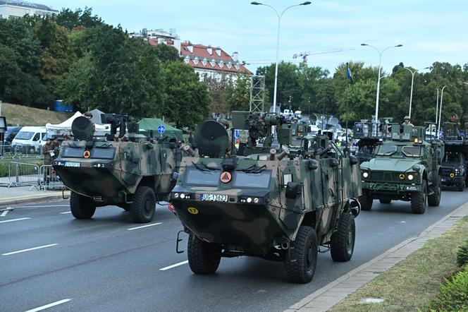 Zamknęli cztery mosty i kilkadziesiąt ulic. Próba generalna przed Świętem Wojska Polskiego