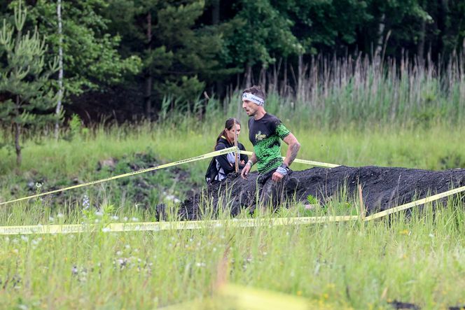 Runmageddon w Katowicach 2025. Błoto, pot i triumf na Hałdzie Kostuchna