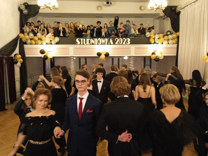 Studniówka 2023 w II LO w Poznaniu