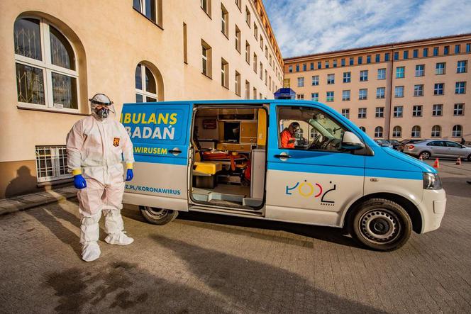 Po Łodzi będzie jeździć ambulans pobierający próbki do testów na koronawirusa