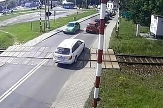 Kierowca auta utknął między zaporami w Wodzisławiu Śląskim