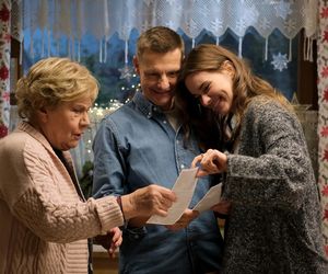 M jak miłość odc. 1855. Paweł (Rafał Mroczek), Franka (Dominika Kachlik), Barbara (Teresa Lipowska)