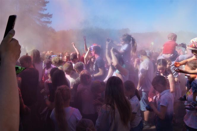 Holi Festival, czyli Święto Kolorów w bydgoskim Myślęcinku [ZDJĘCIA]