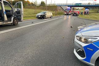 Motocyklista huknął w samochód. Tragiczny wypadek w Żorach