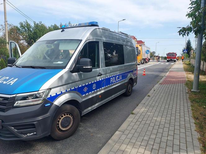 Wypadek śmiertelny pod Tarnowem. Na przejściu dla pieszych tir wjechał w 73-latka