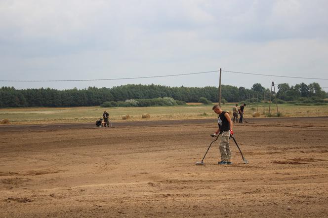 Sensacyjne odkrycie pod Grunwaldem. Średniowieczne topory leżały w ziemi 600 lat!