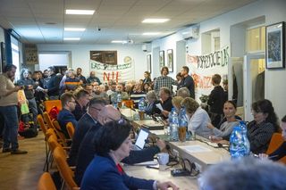 Las dla ludzi, nie dla pieniędzy. Mieszkańcy wygrali walkę z burmistrzem. Rada miasta poparła stronę społeczną