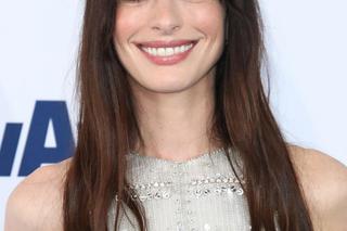 Anne Hathaway na gali Nagród Independent Spirit