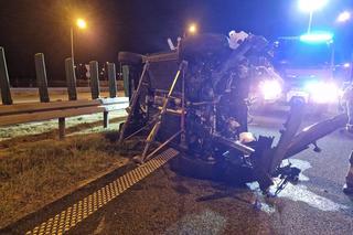 Siła uderzenia była potworna. Silnik wyrzuciło na kilkanaście metrów