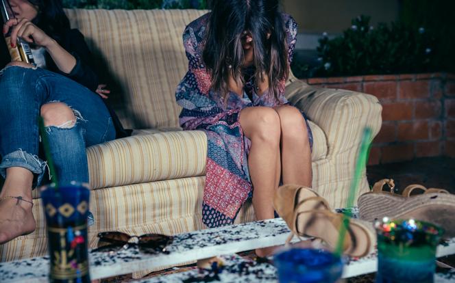 28-latka zasłabła w czasie imprezy, godzinę później już nie żyła. Osierociła dwóch synków