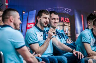 Koszykarze Polskiego Cukru Toruń spotkali się z kibicami w CH Toruń Plaza