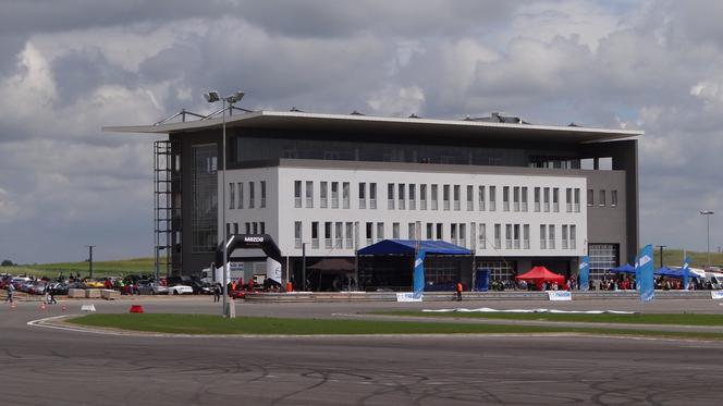Mazda MX-5 - zlot 2014 fanów w Polsce na torze Jastrząb
