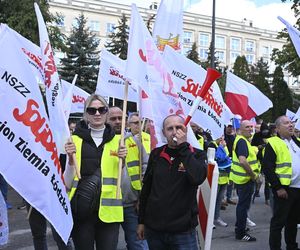 Protest pracowników pod ambasadą Turcji