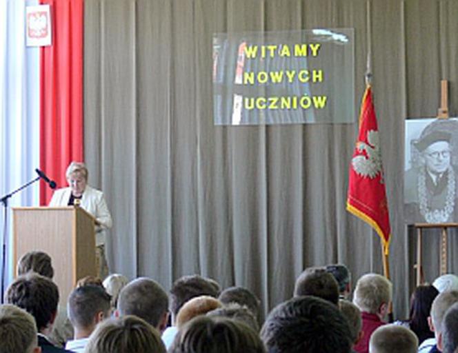 Uroczyste rozpoczęcie roku szkolnego 2009/2010 w Technikum Budowlanym nr 1 im. Z. Mączeńskiego w Warszawie