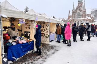 Świąteczne Targi Rzeczy Wyjątkowych 2023 na Rynku Podgórskim. Tłumy dopisały 