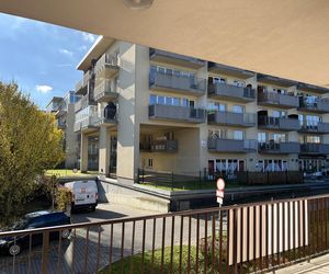 Teligi 26 w Krakowie. Blok z ukrytym balkonem