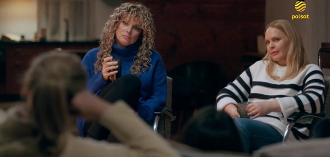Przyjaciółki 25 sezon odc. 292. Patrycja (Joanna Liszowska), Anka (Magdalena Stużyńska)