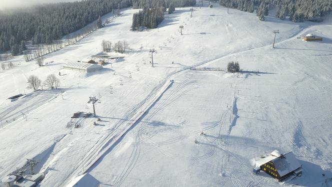 W Zieleńcu już mnóstwo śniegu! Trwa naśnieżanie stoków