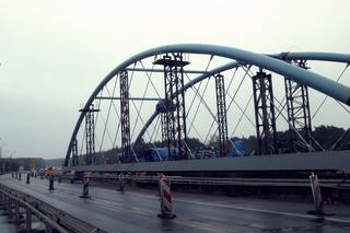 Budowa wiaduktu na ul. Armii Krajowej w Bydgoszczy. Czy prace przebiegają zgodnie z planem? [ZDJĘCIA]